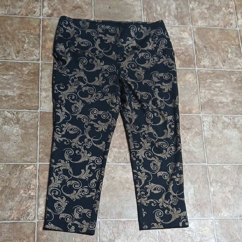GUC Chicos Fabulously Slimming Black  Pull On Leggings Size 3